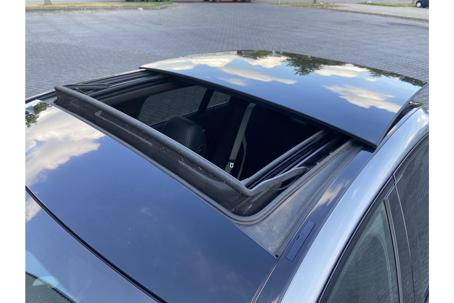 Mercedes-Benz C-Klasse C63S C63 63 S AMG*HUD*IWC*PANO*LED*CARBON*DISTR+